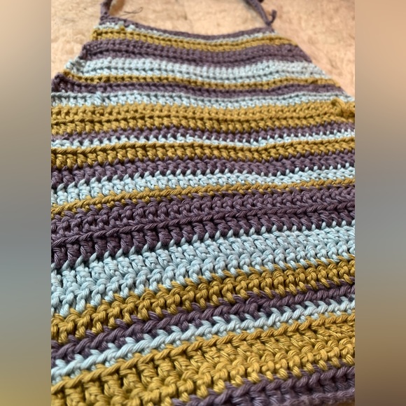 Hand Crochet Beach Crop - Picture 2 of 2